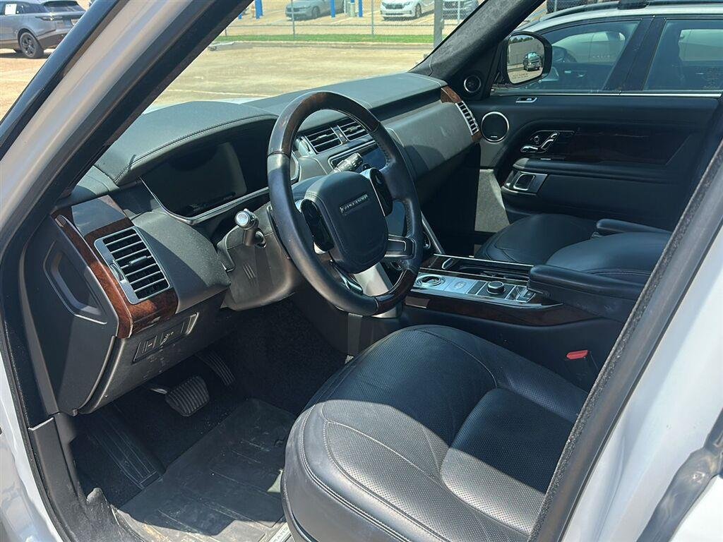 Used 2020 Yulong White Metallic Land Rover P525HSE image 8