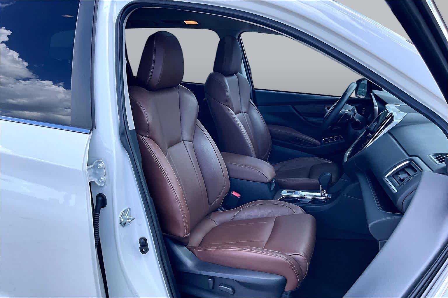 Used 2023 Crystal White Pearl Subaru Touring image 18