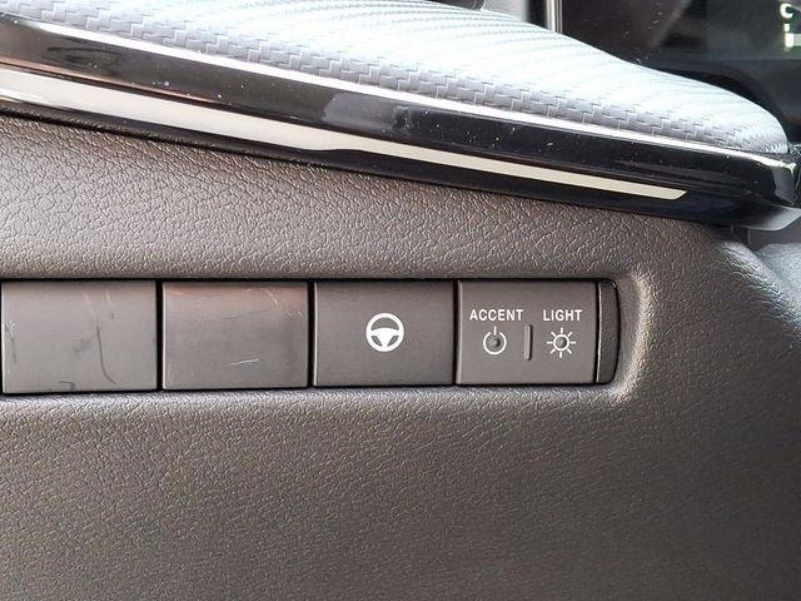 2025 Nissan Kicks SR AWD - Photo 16