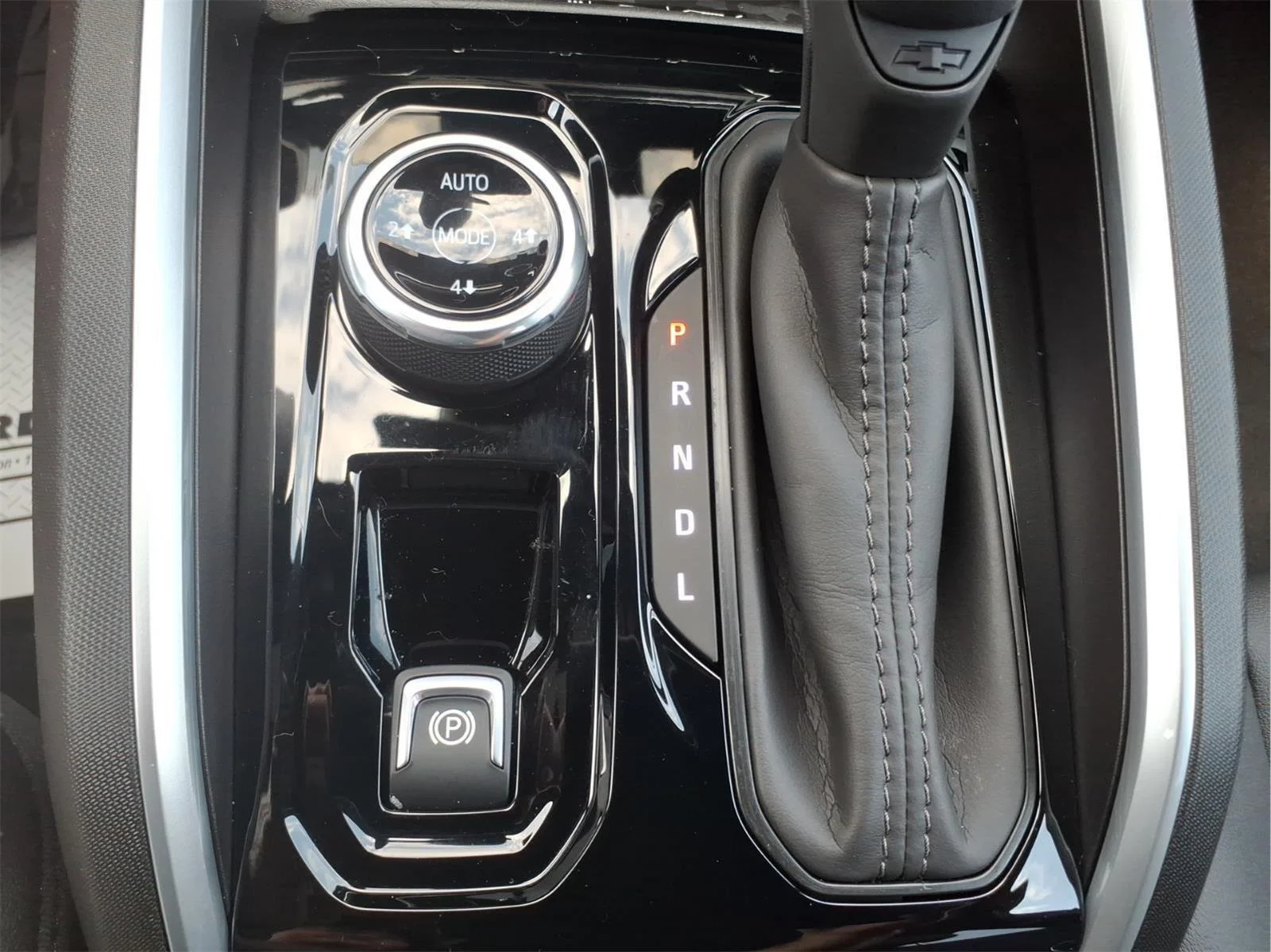 Used 2025 Sterling Gray Metallic Chevrolet Trail Boss image 23