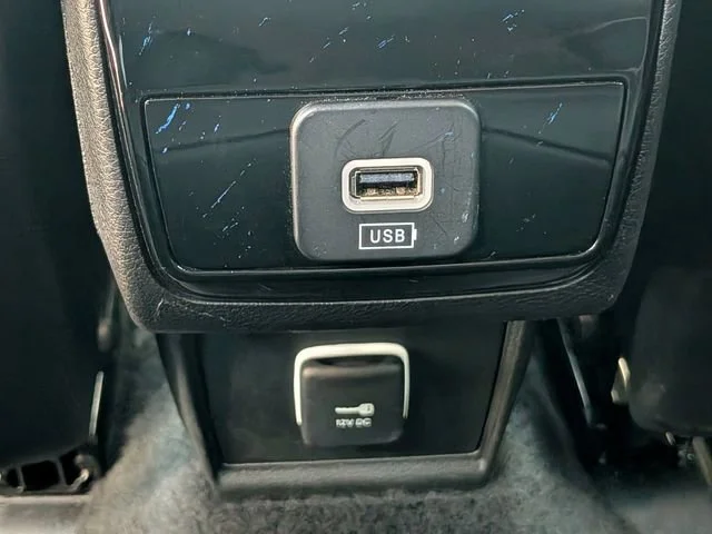 Used 2025 Silver Jeep Trailhawk image 14