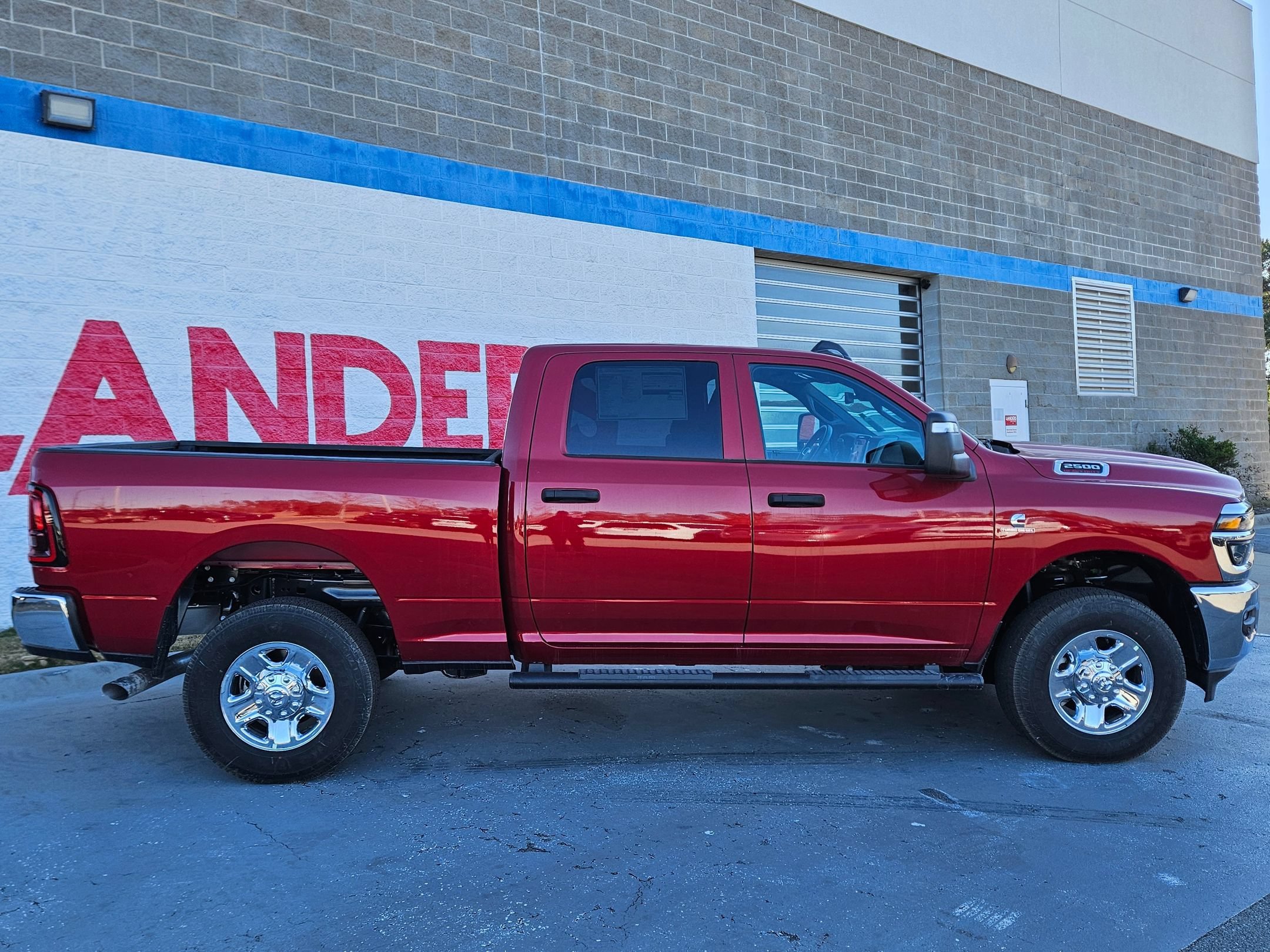 2026 RAM 2500 Tradesman - Photo 8