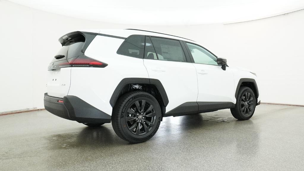 New 2026 Ice Cap Toyota XLE Premium image 18