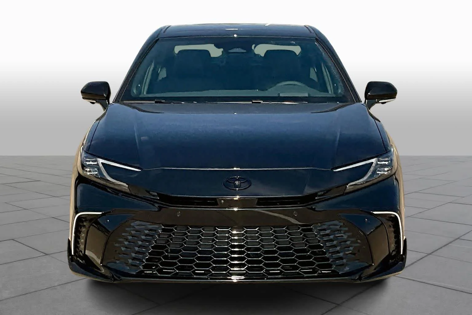 2026 Toyota Camry XSE - Photo 3