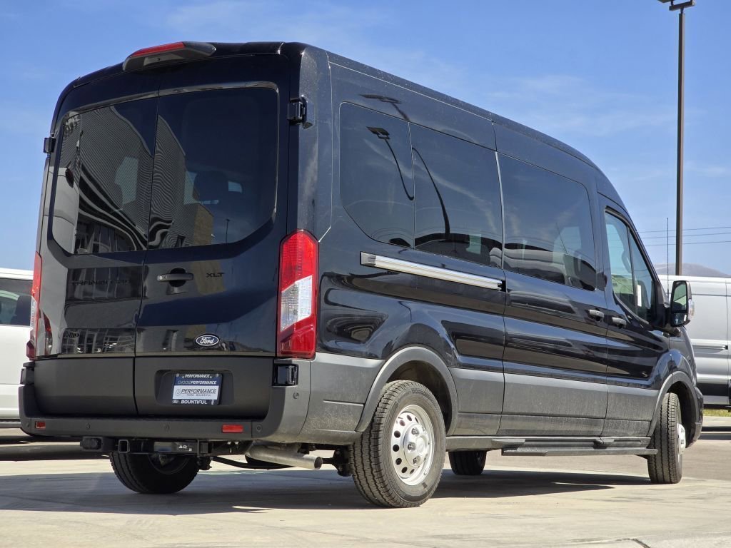 New 2026 Agate Black Metallic Ford XLT image 25