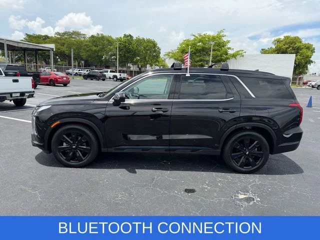 Used 2023 Black Hyundai XRT image 4