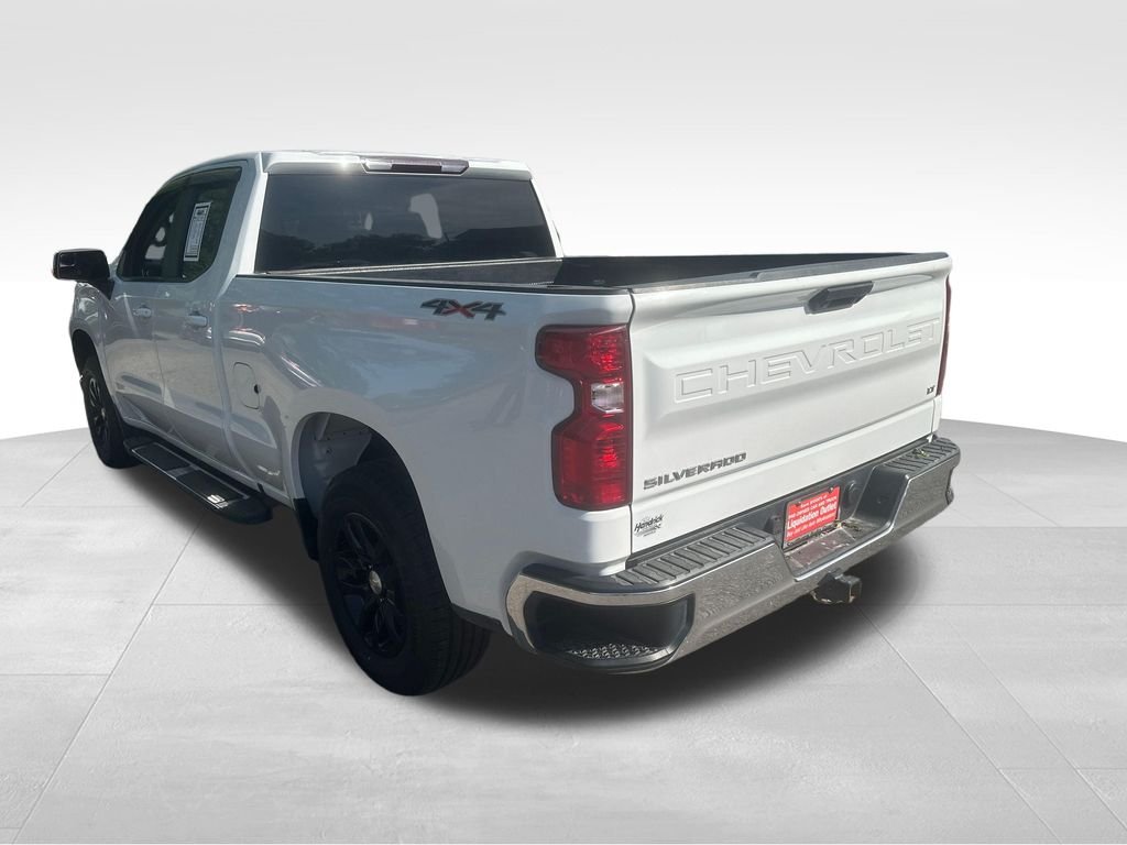Used 2020 White Chevrolet LT image 19