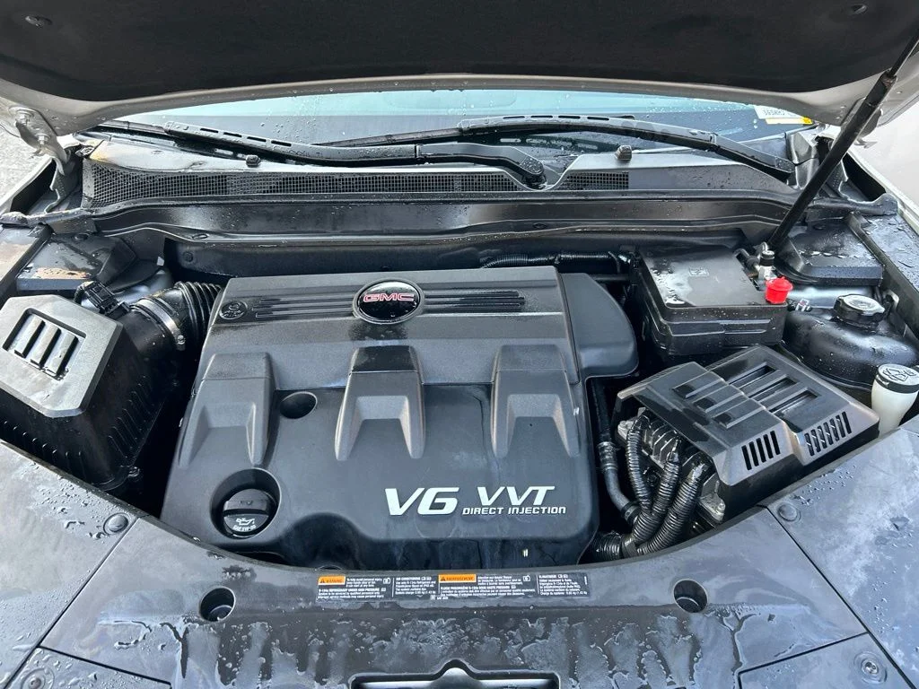 Used 2012 Silver GMC SLT-2 image 26