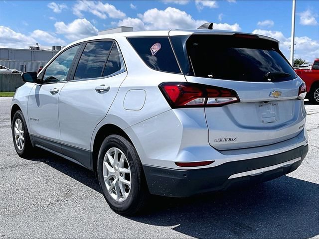 Used 2022 SILVER ICE METALLIC Chevrolet LT image 7