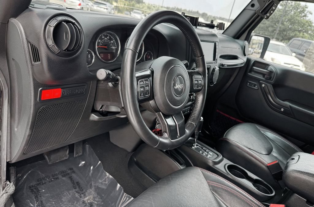 Used 2018 Gray Jeep Unlimited Rubicon image 15