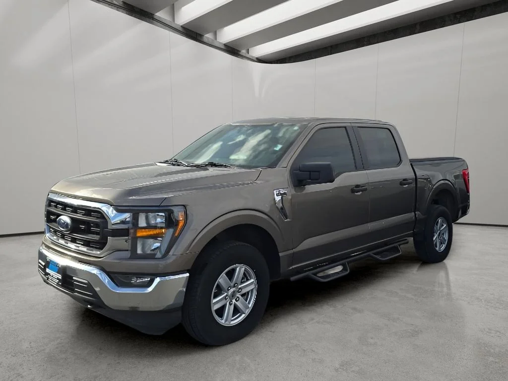 Used 2023 Brown Ford XLT image 1