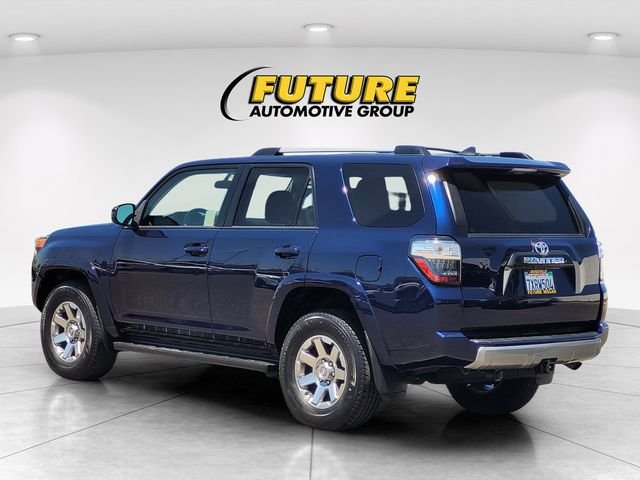 Used 2016 Blue Toyota Trail image 7
