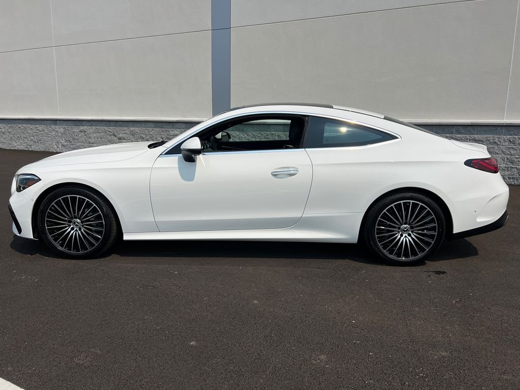 New 2026 Polar White Mercedes-Benz CLE 300 image 4