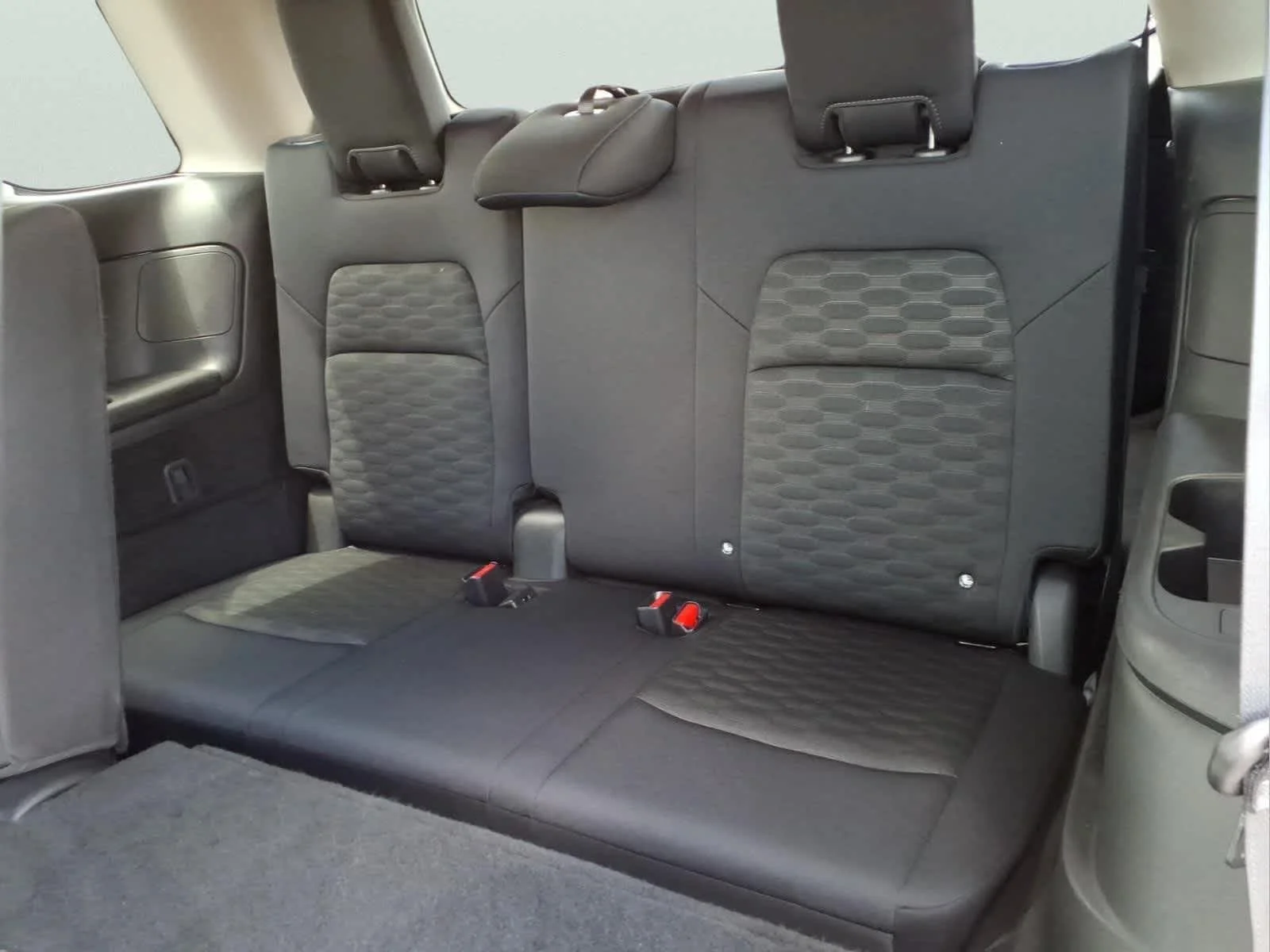Used 2024 Deep Ocean Blue Pearl Nissan SV image 30