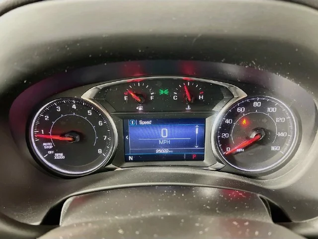Used 2023 White GMC SLE image 14