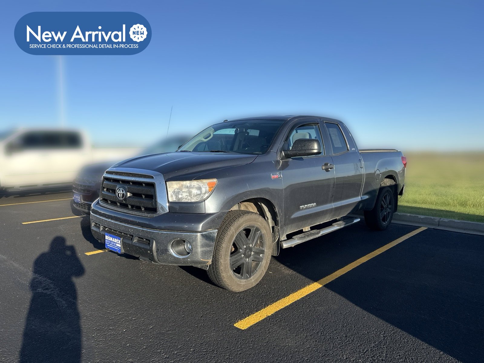 Used 2010 Blue Toyota Grade image 1