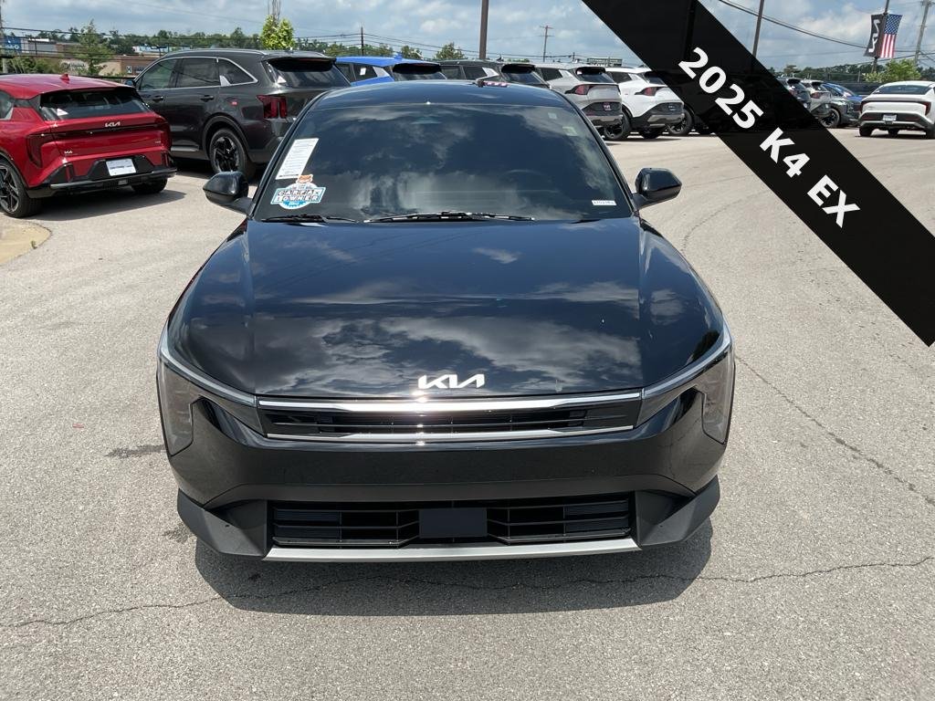 Used 2025 Aurora Black Pearl Kia EX image 3