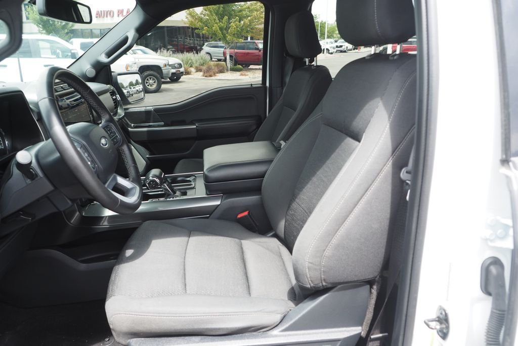 Used 2023 White Ford XLT image 13