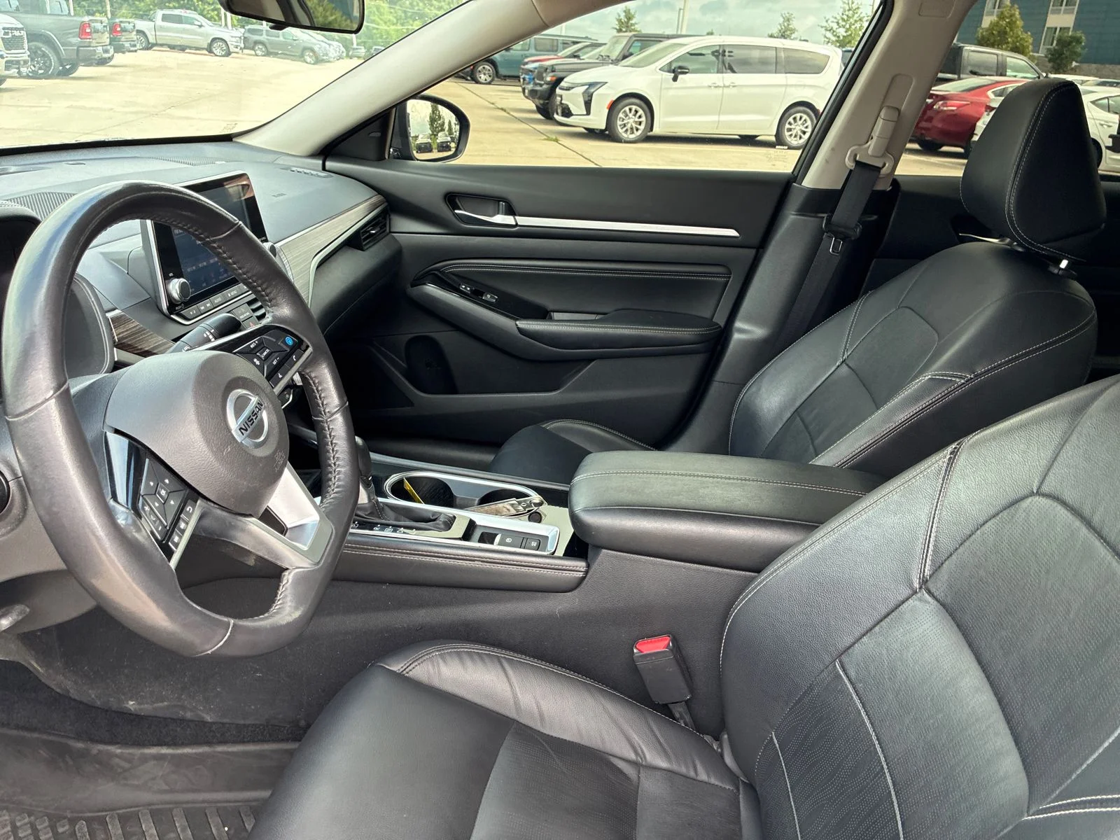 Used 2022 Gray Nissan 2.5 SL image 11