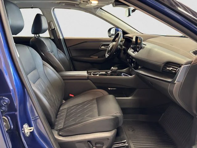 Certified Used 2023 Blue Nissan Platinum image 15
