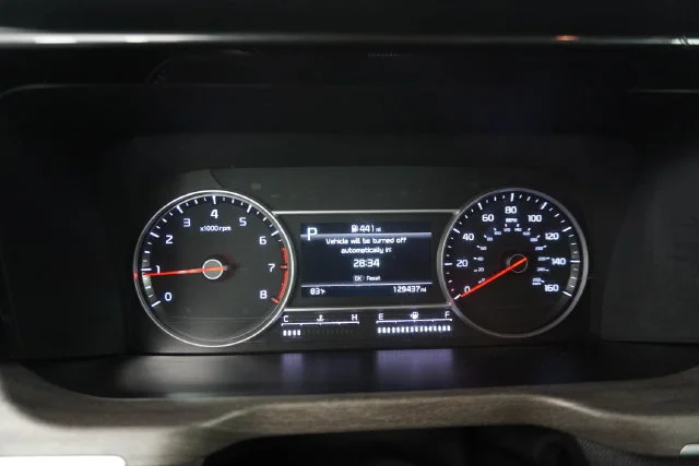 Used 2021 Red Kia EX image 23