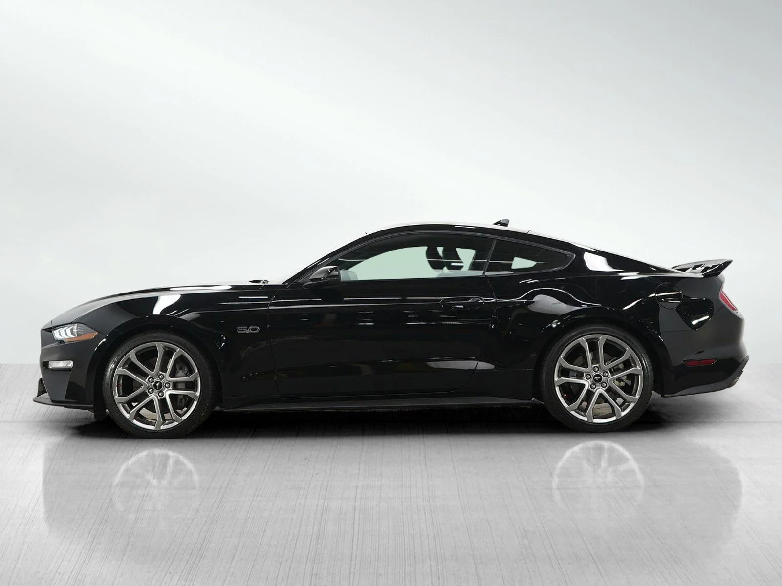 Used 2021 Ford Mustang GT Premium with VIN 1FA6P8CF6M5157163 for sale in South Saint Paul, Minnesota