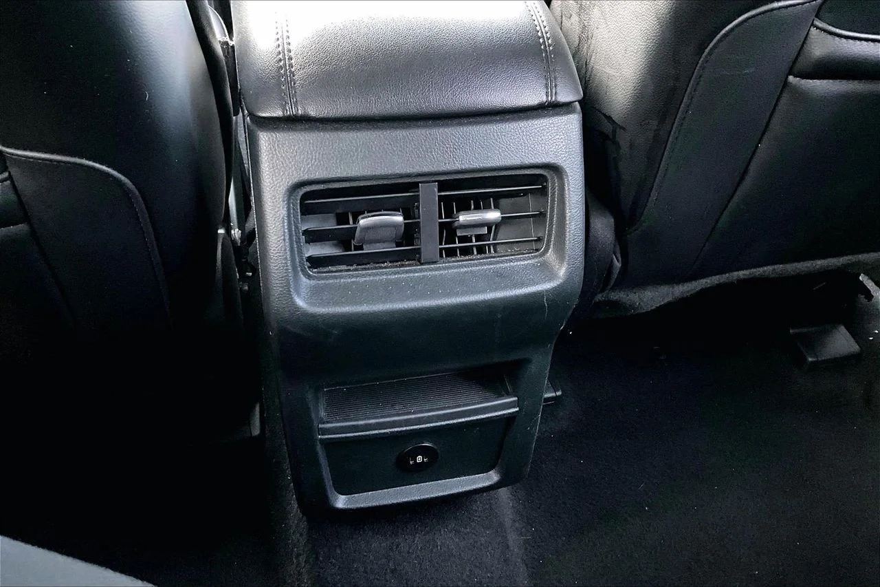 Used 2024 Black Ford SEL image 14