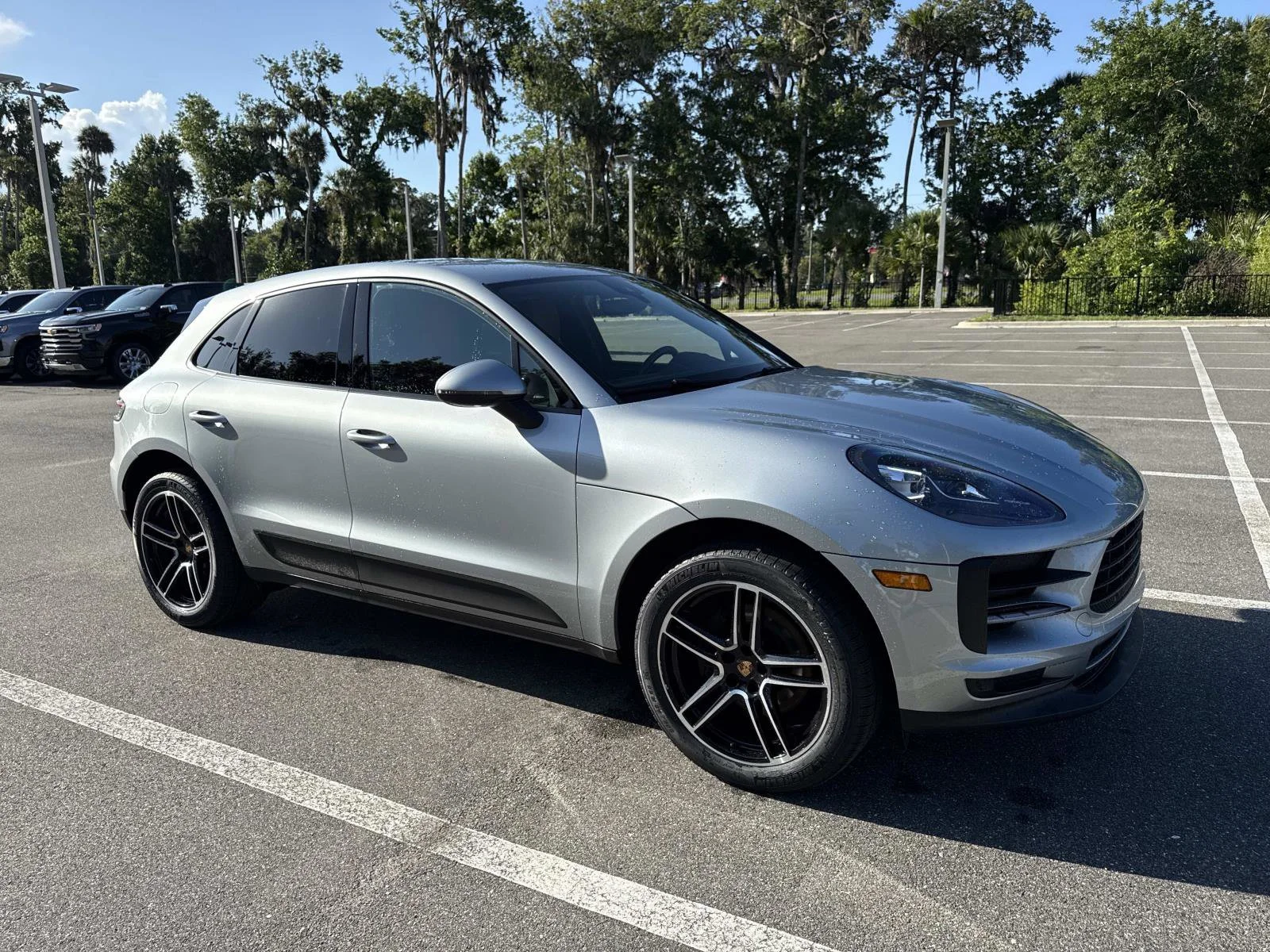 2020 Porsche Macan -'s photo