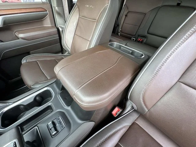 Used 2024 White GMC Denali image 49
