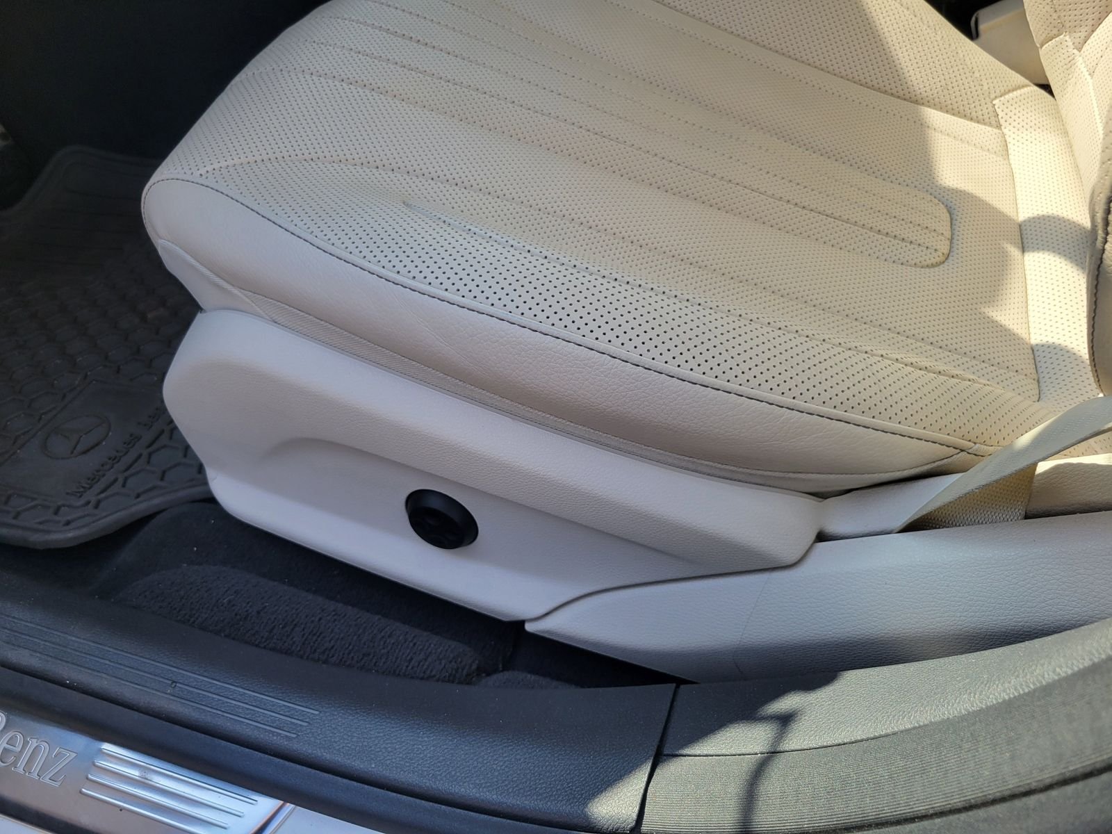 Used 2019 White Mercedes-Benz CLS 450 image 10