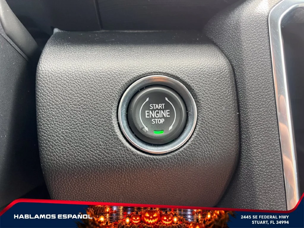 New 2026 Summit White GMC Elevation image 29