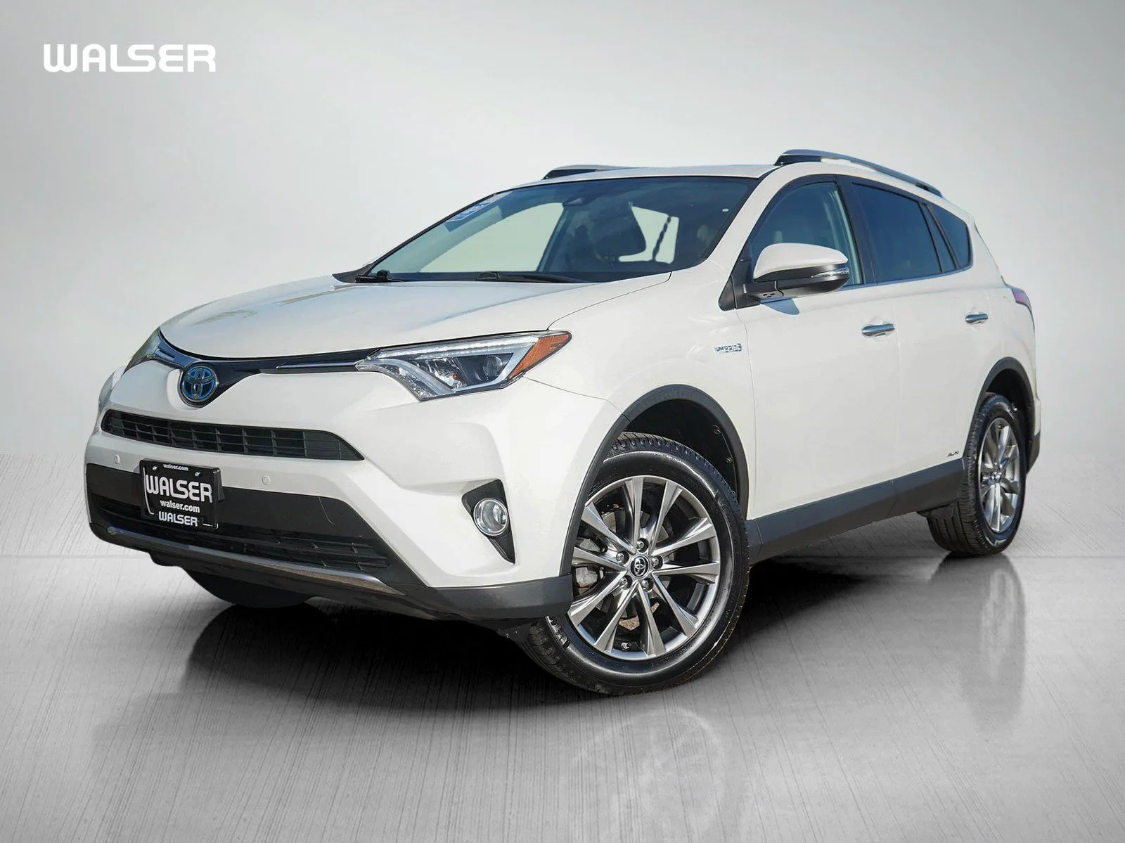 Used 2018 White Toyota 4D WAGON HYBRID LIMITED image 1