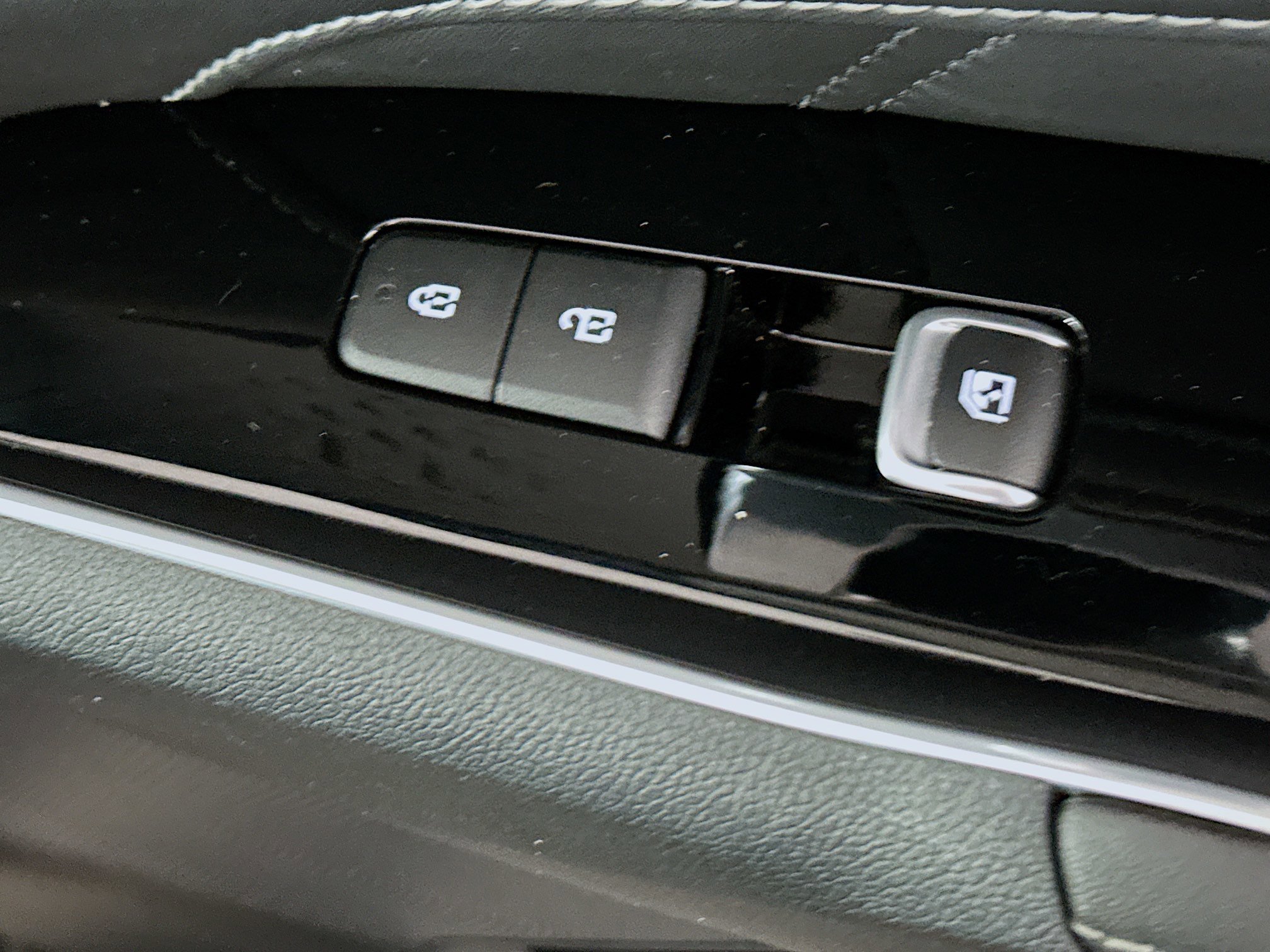 Used 2022 Ebony Black Kia SX image 29