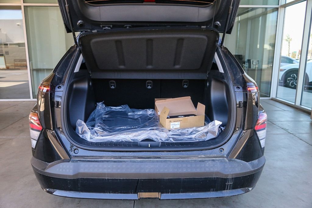 2025 Hyundai Kona EV SEL - Photo 18