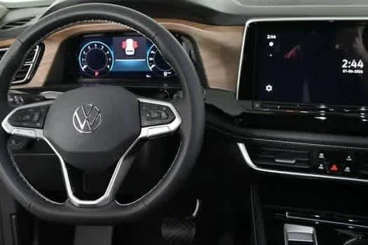New 2026 Opal White Pearl Volkswagen 2.0T SE w/Technology image 6