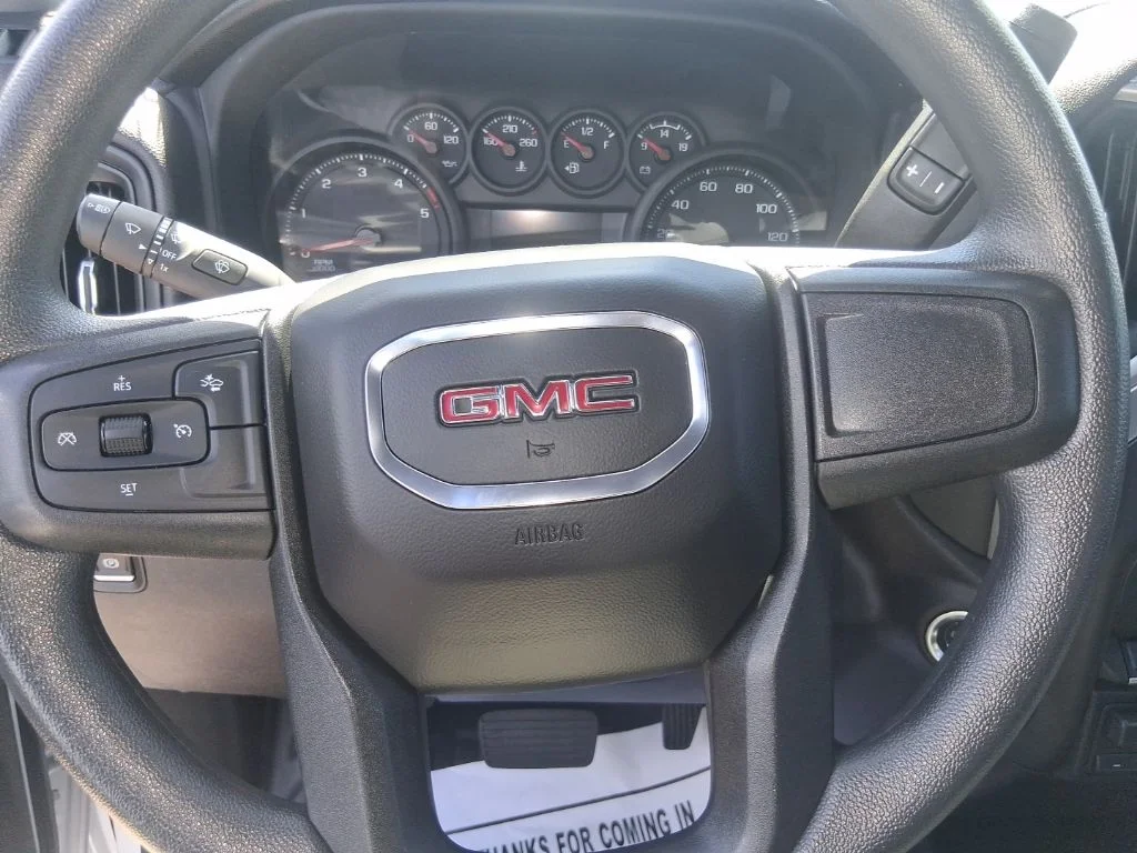 Used 2025 White GMC Pro image 9
