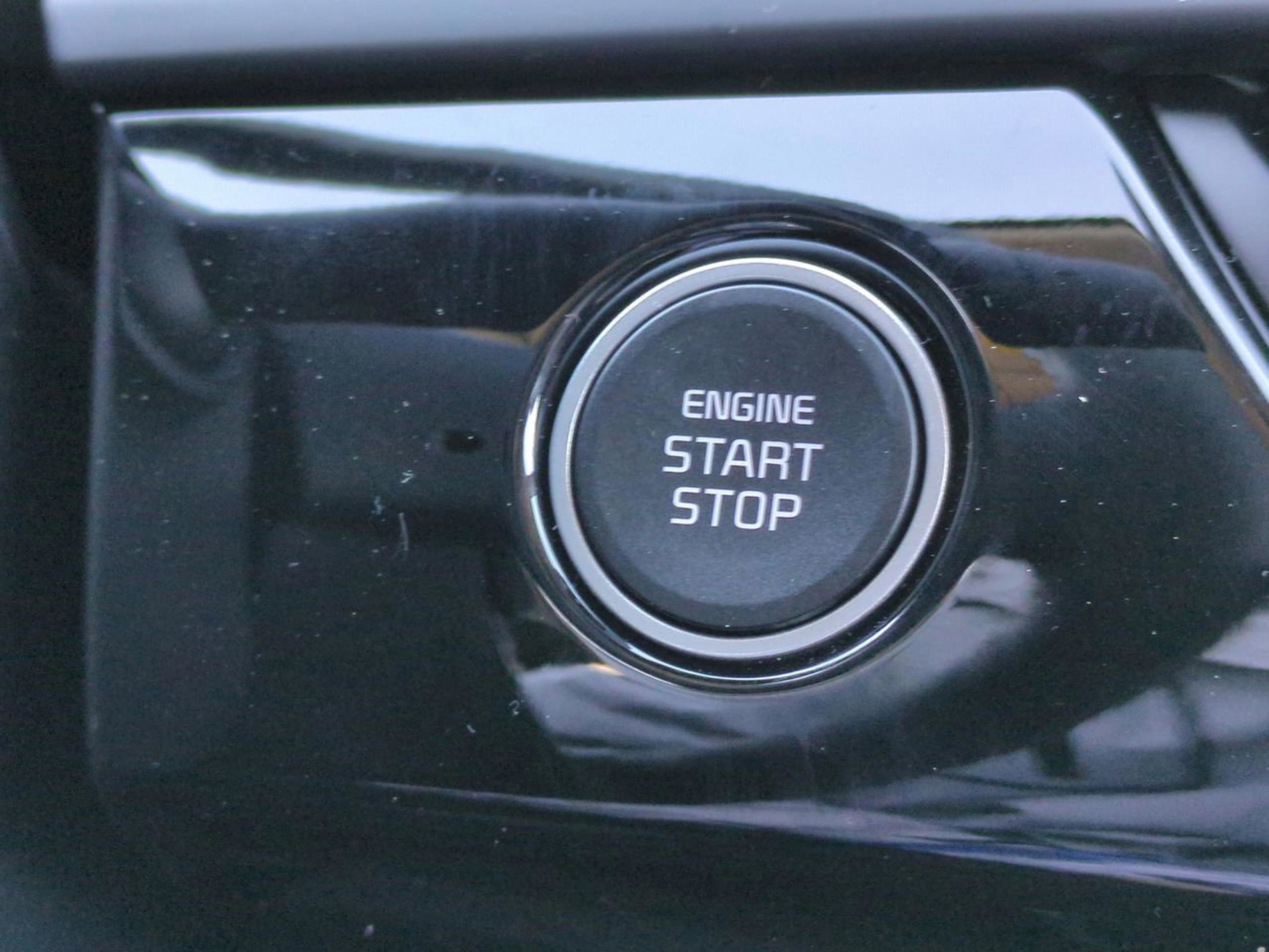 New 2026 Mars Orange Kia S image 25