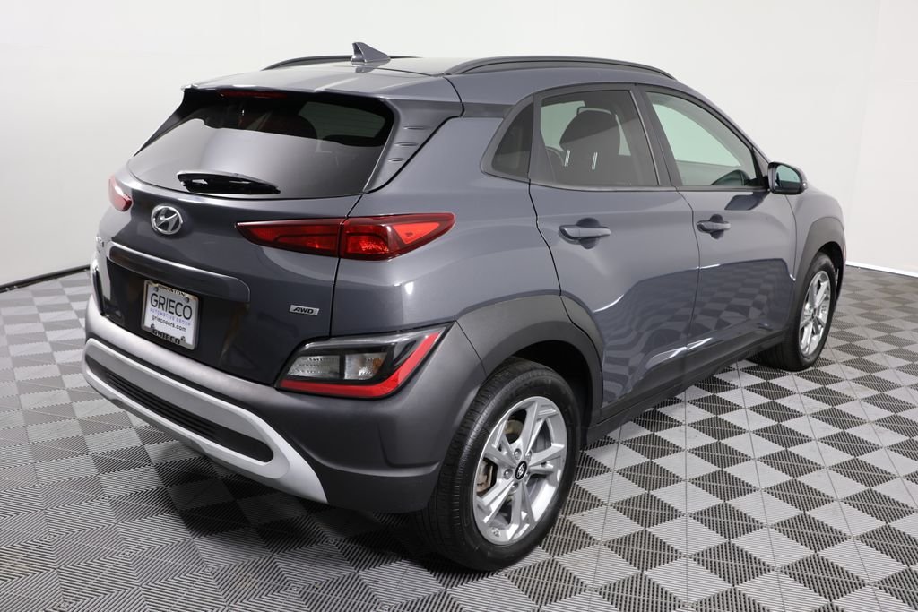 Used 2023 Gray Hyundai SEL image 8