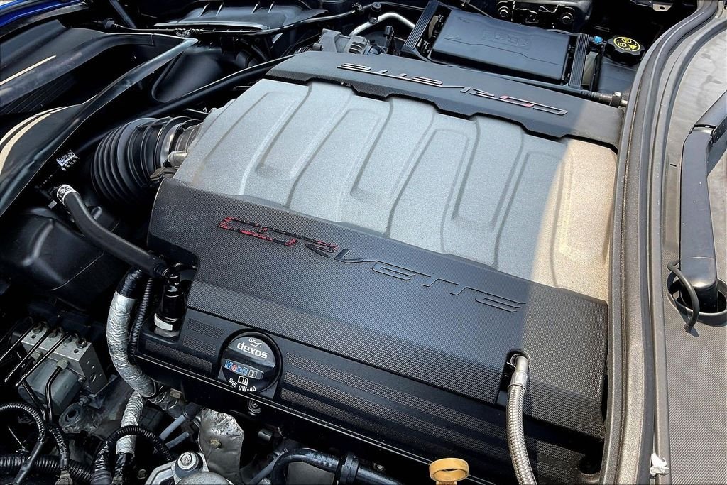 Used 2019 Blue Chevrolet Stingray image 31