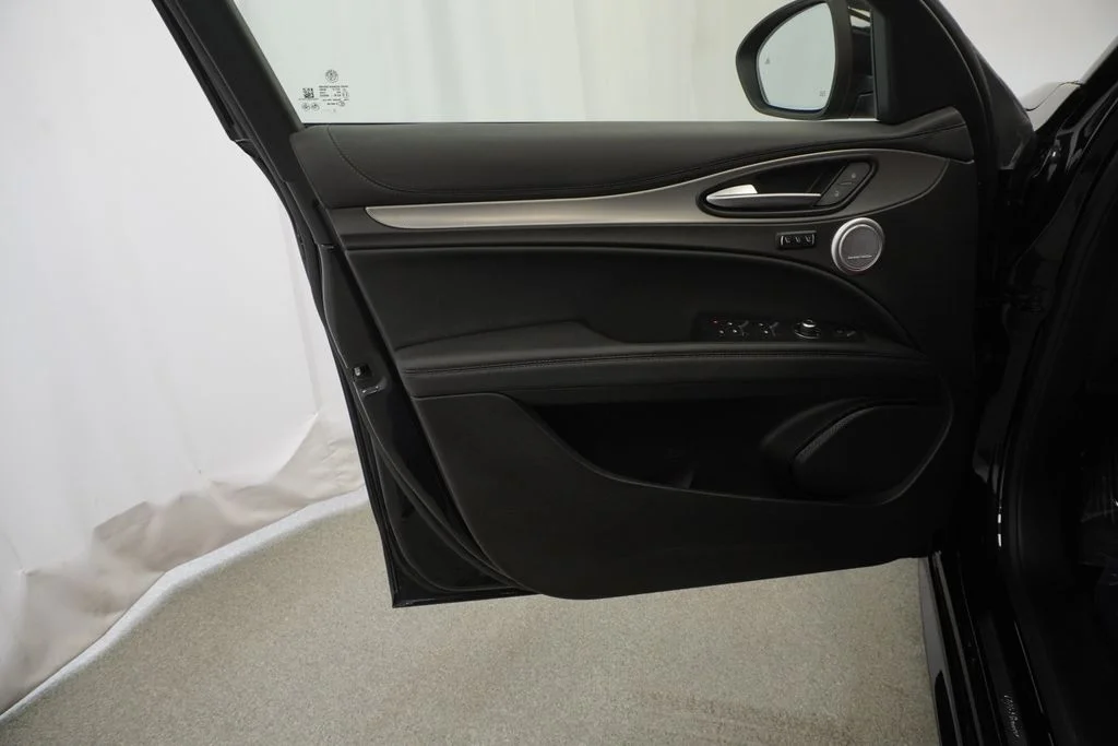Used 2024 Black Alfa Romeo Veloce image 43