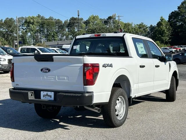 New 2026 Oxford White Ford XL image 3