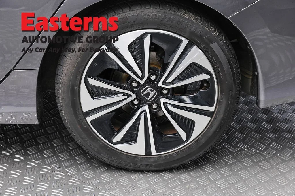 Used 2017 Gray Honda EX-T image 8