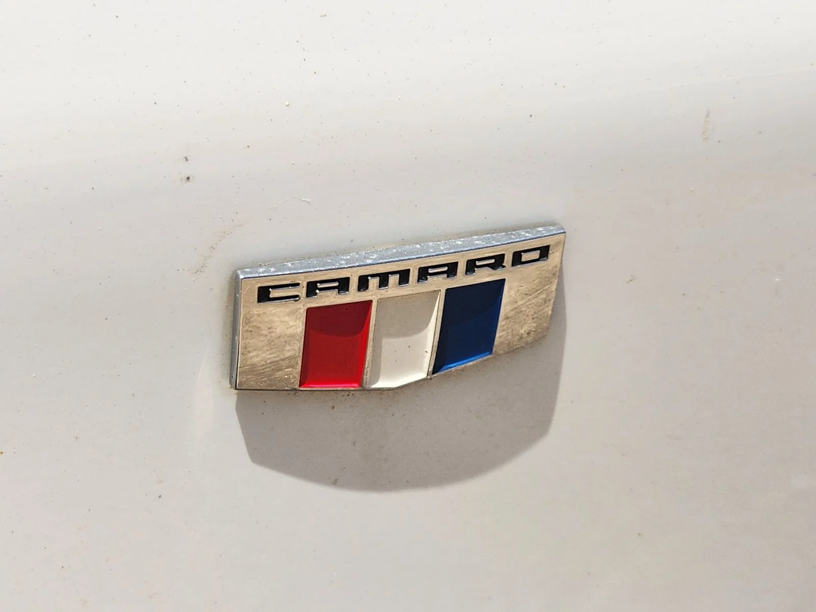 Used 2017 White Chevrolet 2LT image 11