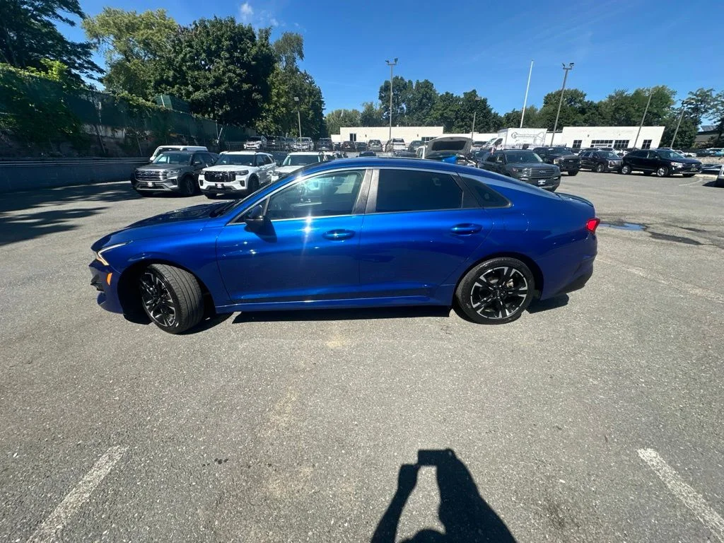 Used 2024 Blue Kia GT-Line image 3