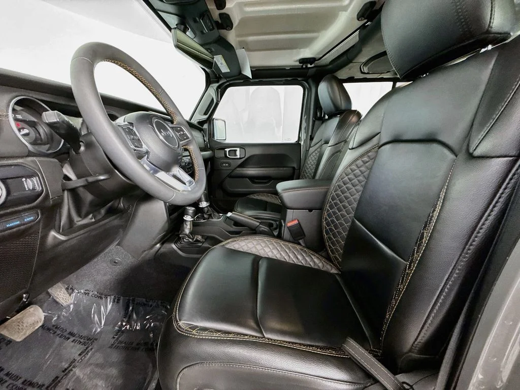 Used 2023 Gray Jeep Sahara 4xe image 21