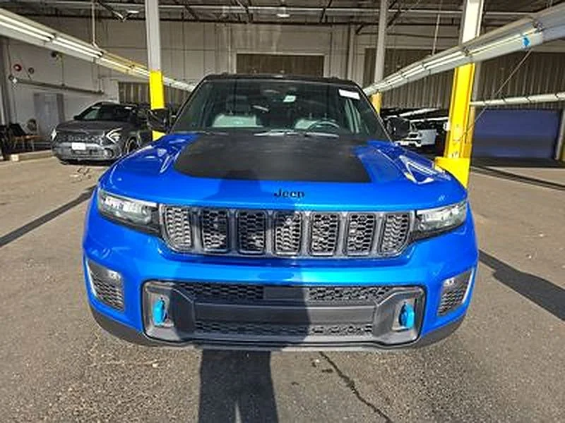 Used 2023 Blue Jeep Trailhawk 4xe image 2