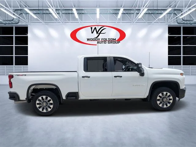 Used 2023 White Chevrolet Custom image 2