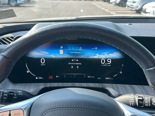 Used 2024 Silver Kia SX-Prestige image 23