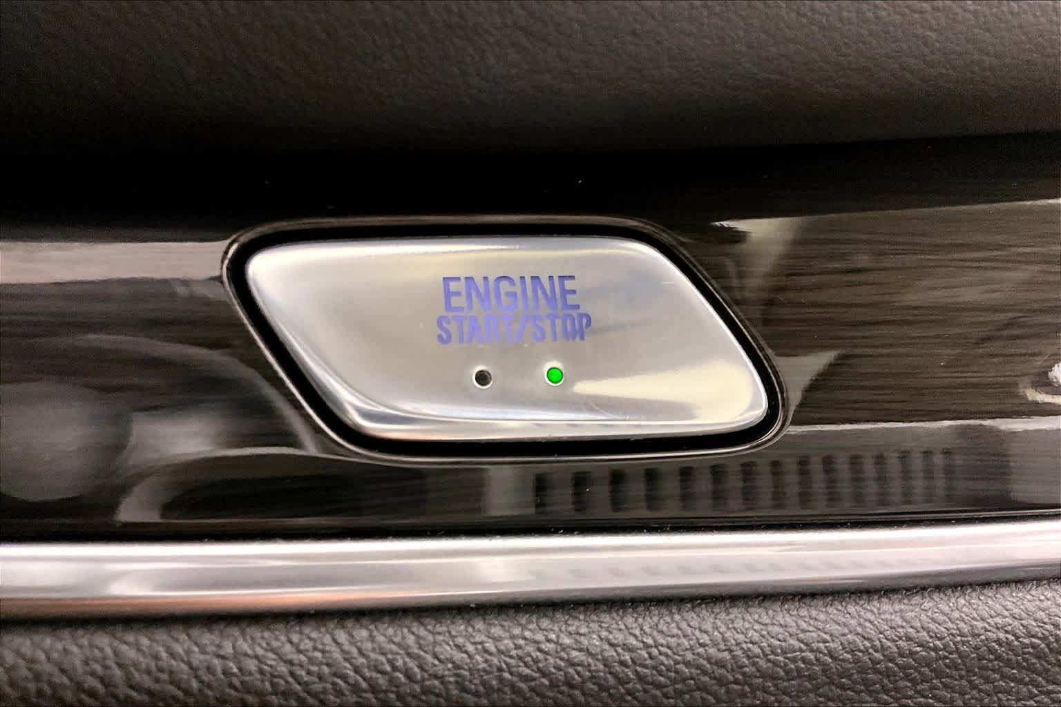 Used 2018 Includes Spectra Gray lower exterior accent color. Buick Essence image 31
