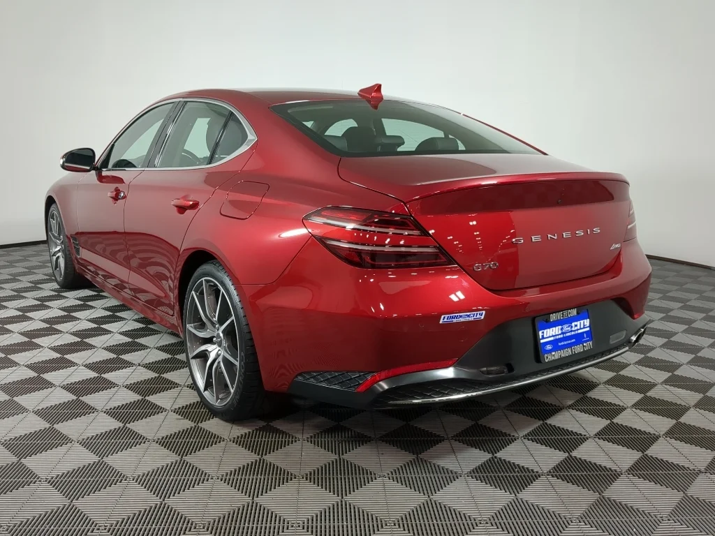 Used 2022 Red Genesis 2.0T image 6